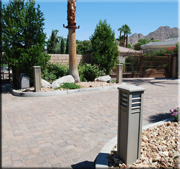bollard-light-square-contemporary