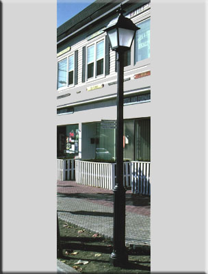 new england style classic street lamp